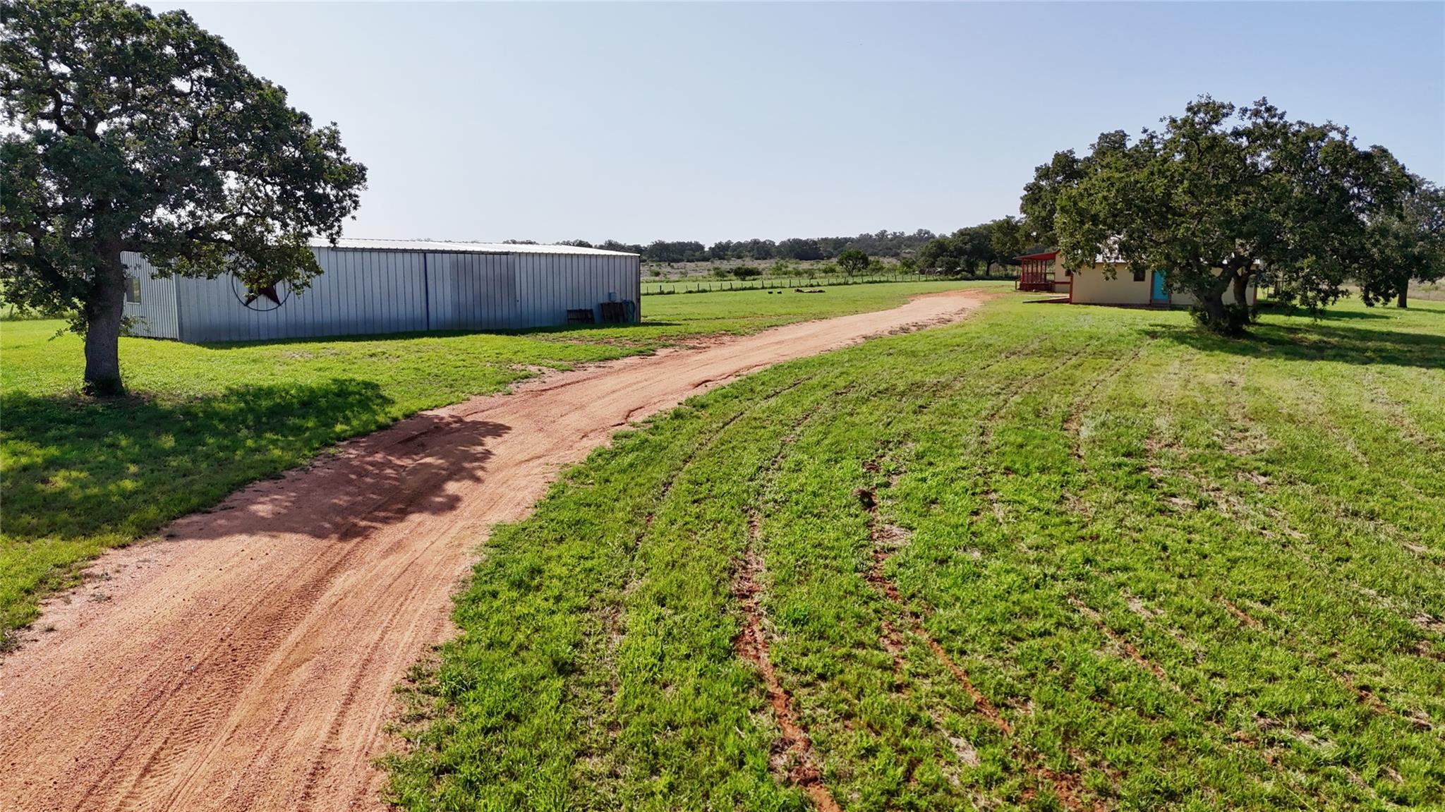 8653 N State Hwy 16, Llano, TX 78643