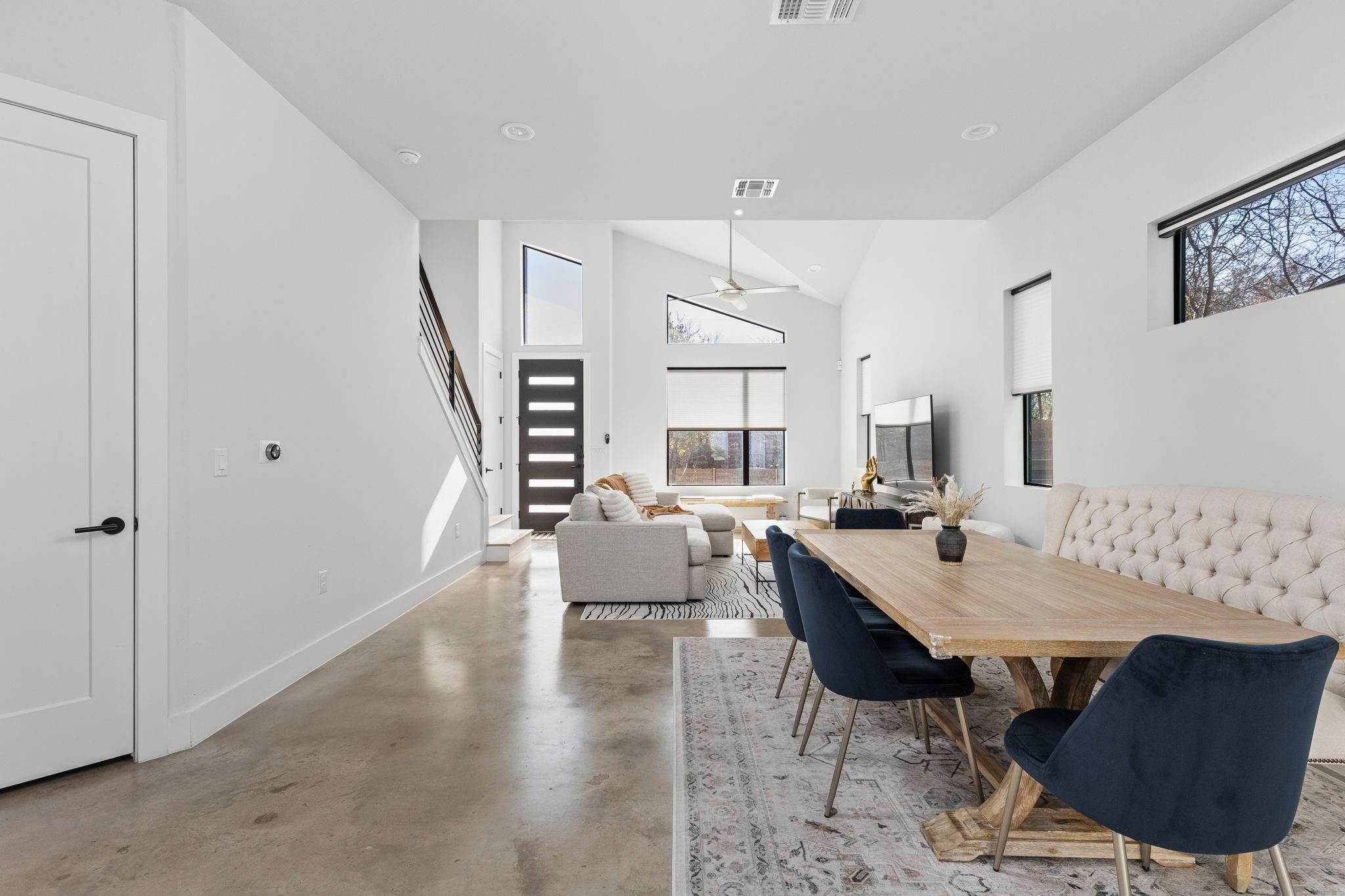 608 Hammack Dr # 1, Austin, TX 78752