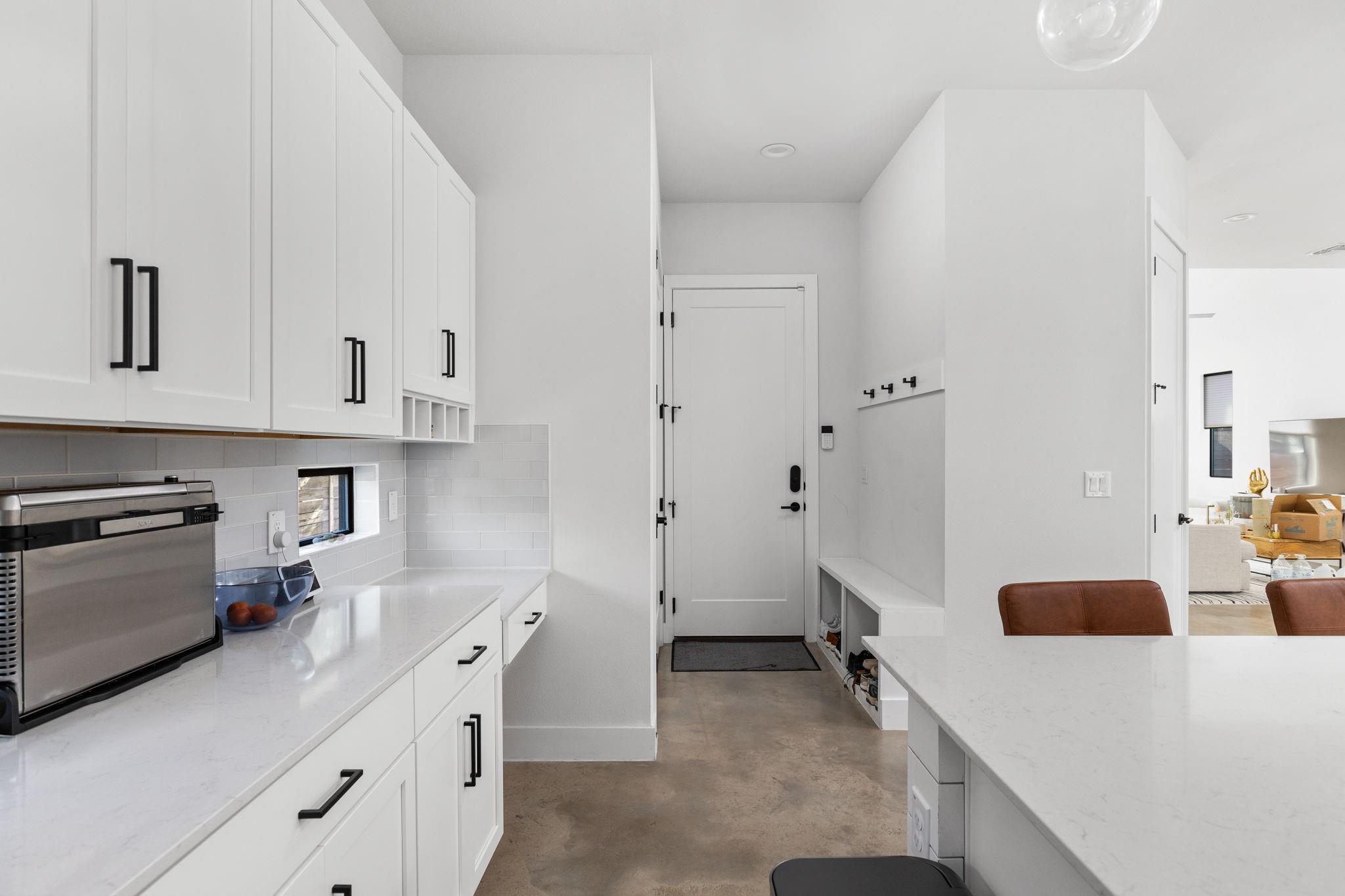 608 Hammack Dr # 1, Austin, TX 78752