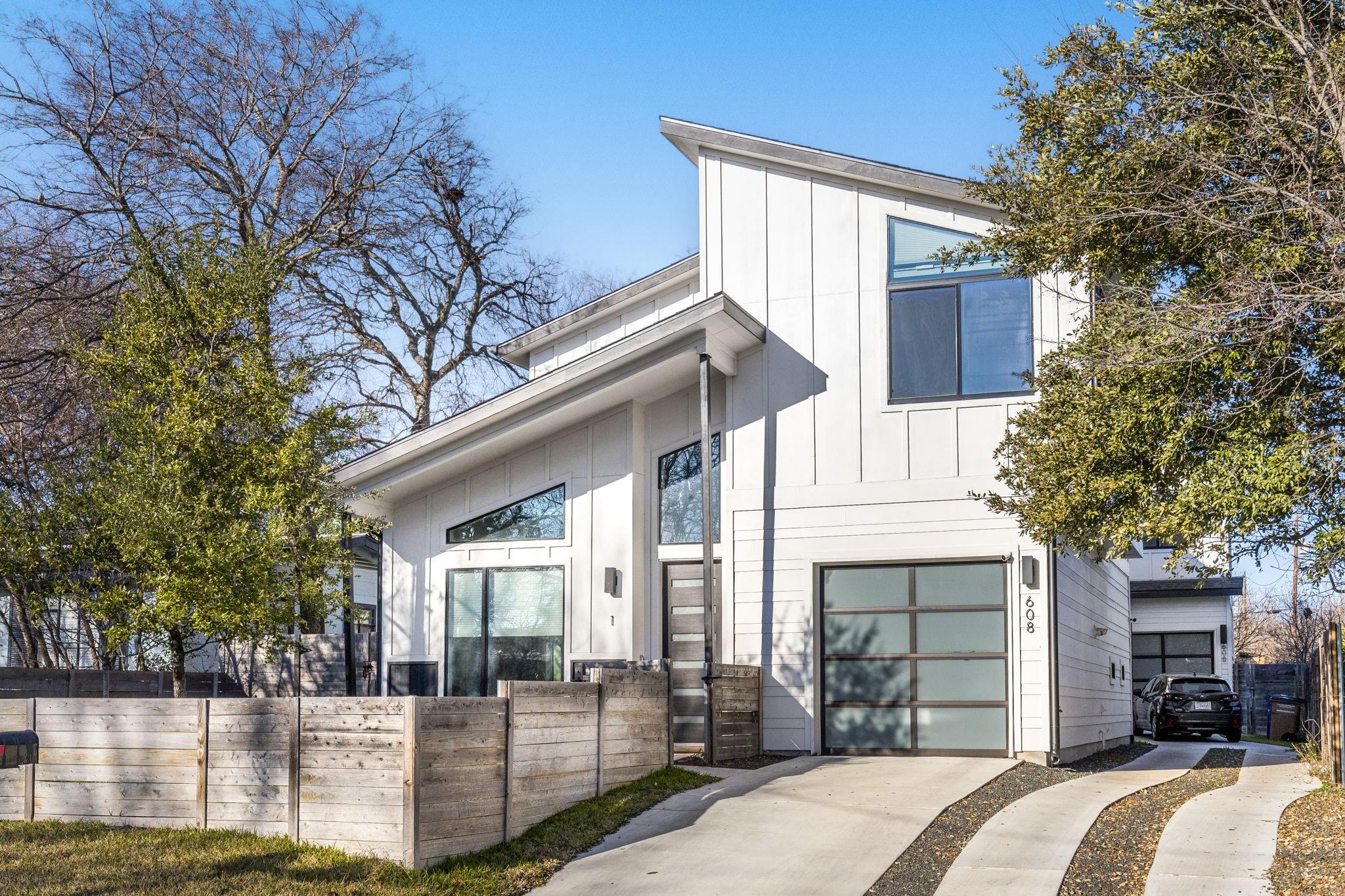 608 Hammack Dr # 1, Austin, TX 78752