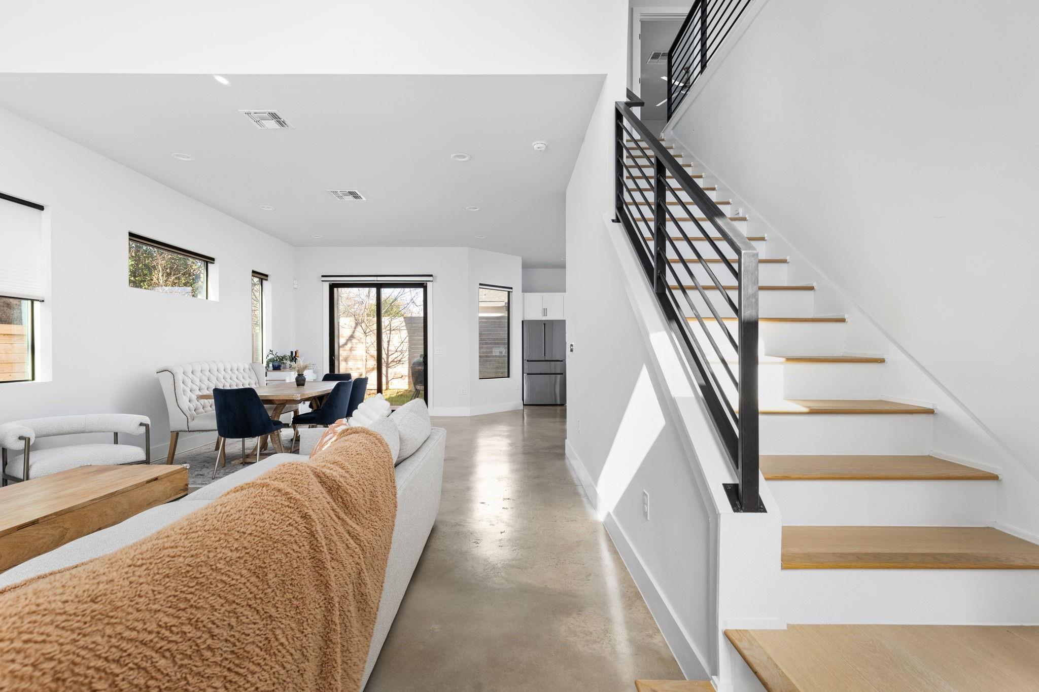 608 Hammack Dr # 1, Austin, TX 78752