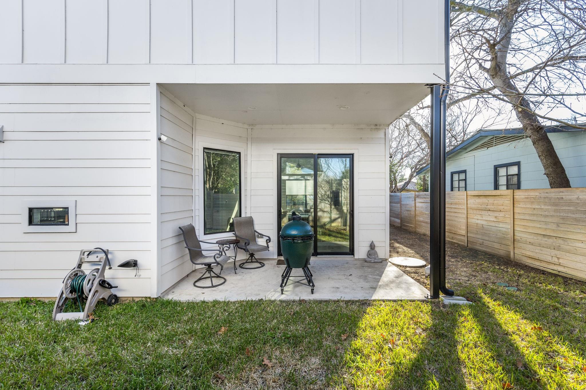 608 Hammack Dr # 1, Austin, TX 78752