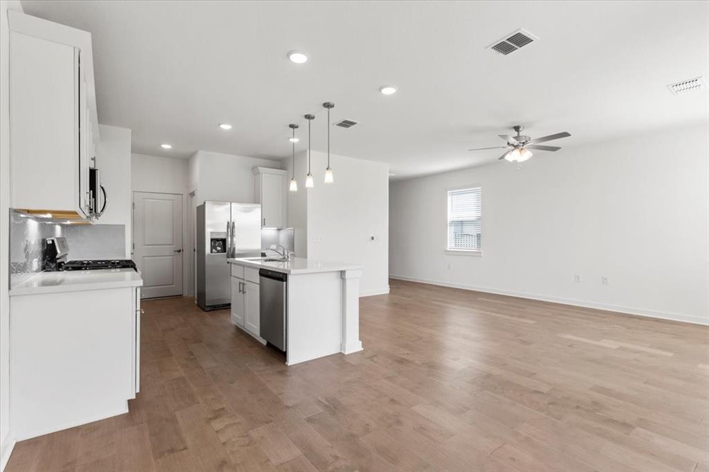 7416 Sparkling Light Dr # B, Del Valle, TX 78617