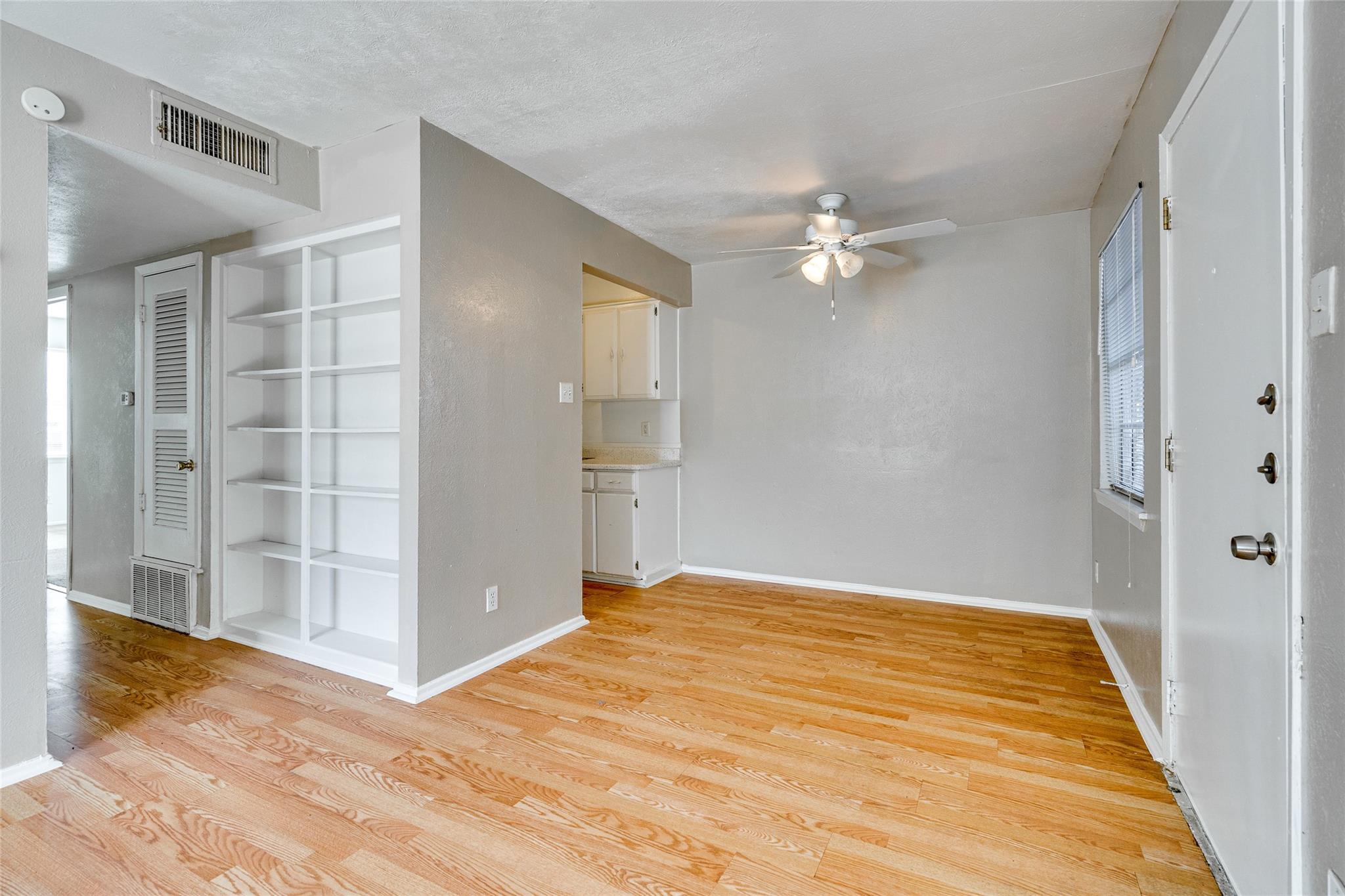 307 E 31 St # 107, Austin, TX 78705