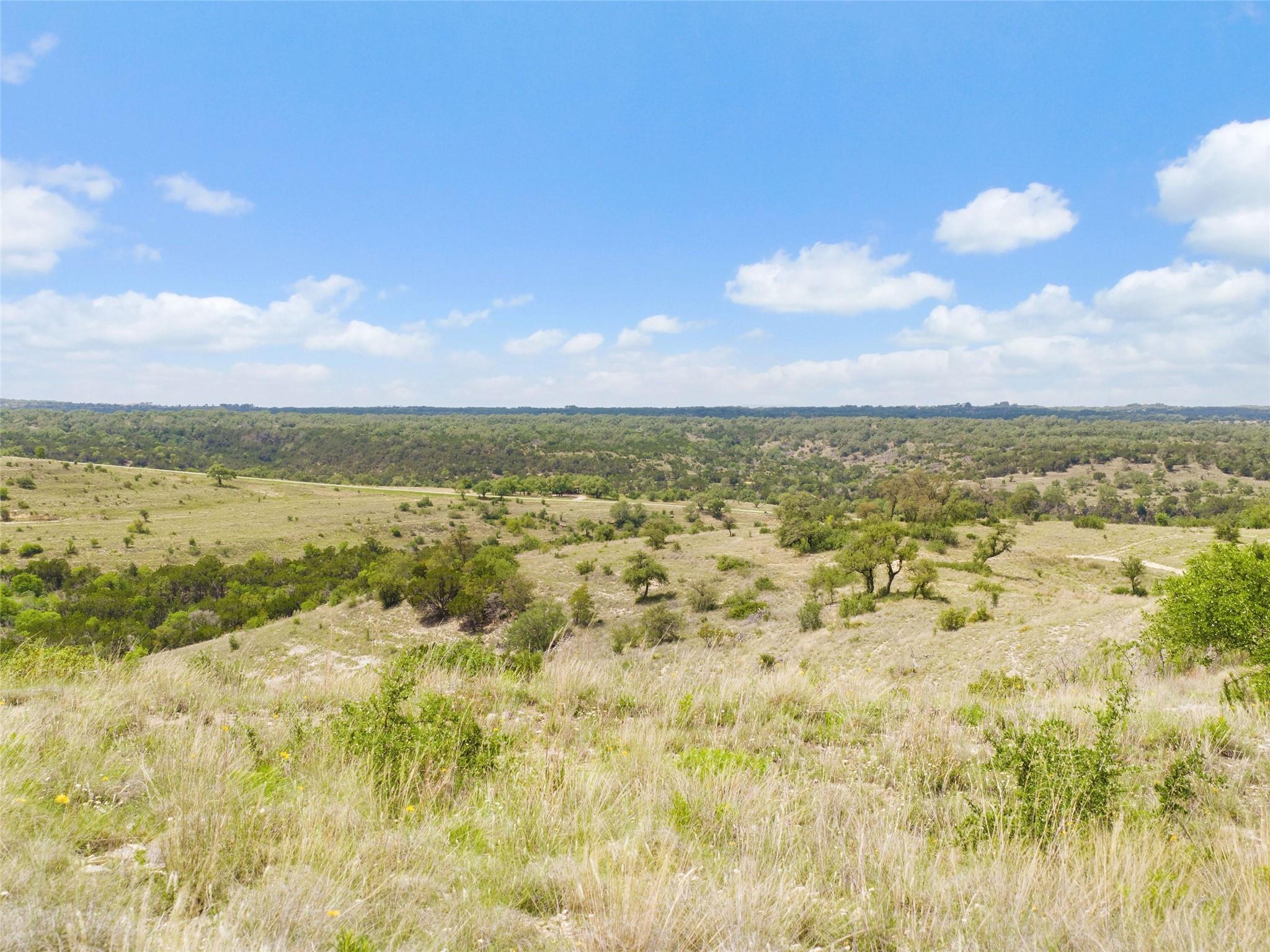 7418 Spiro Trl, Austin, TX 78738