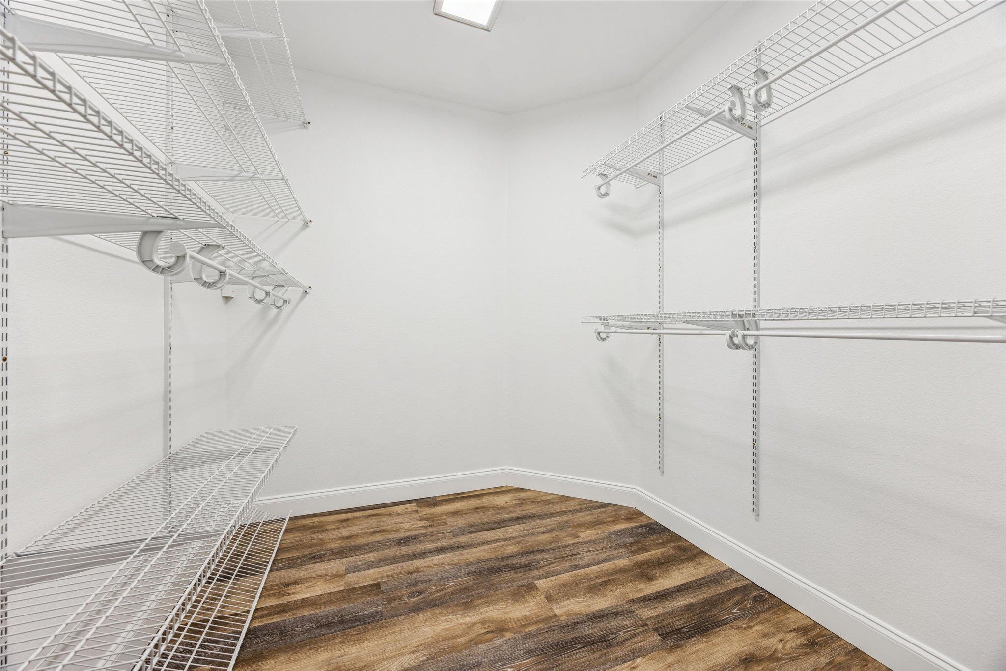 1412 Elbe St, Pflugerville, TX 78660