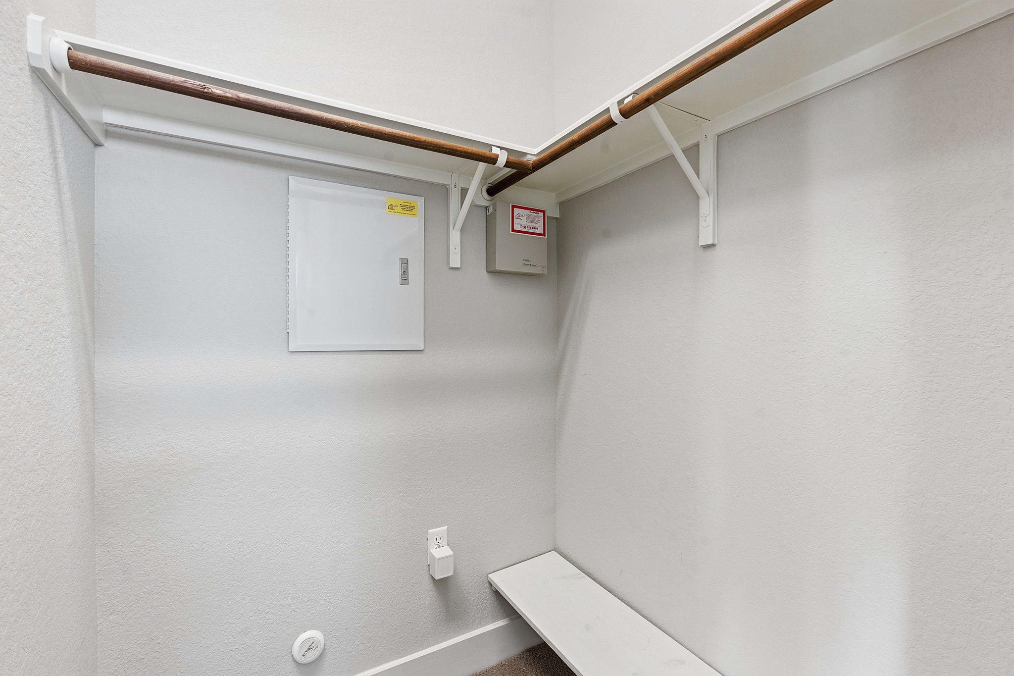 1912 Dinsdale Ln, Austin, TX 78741