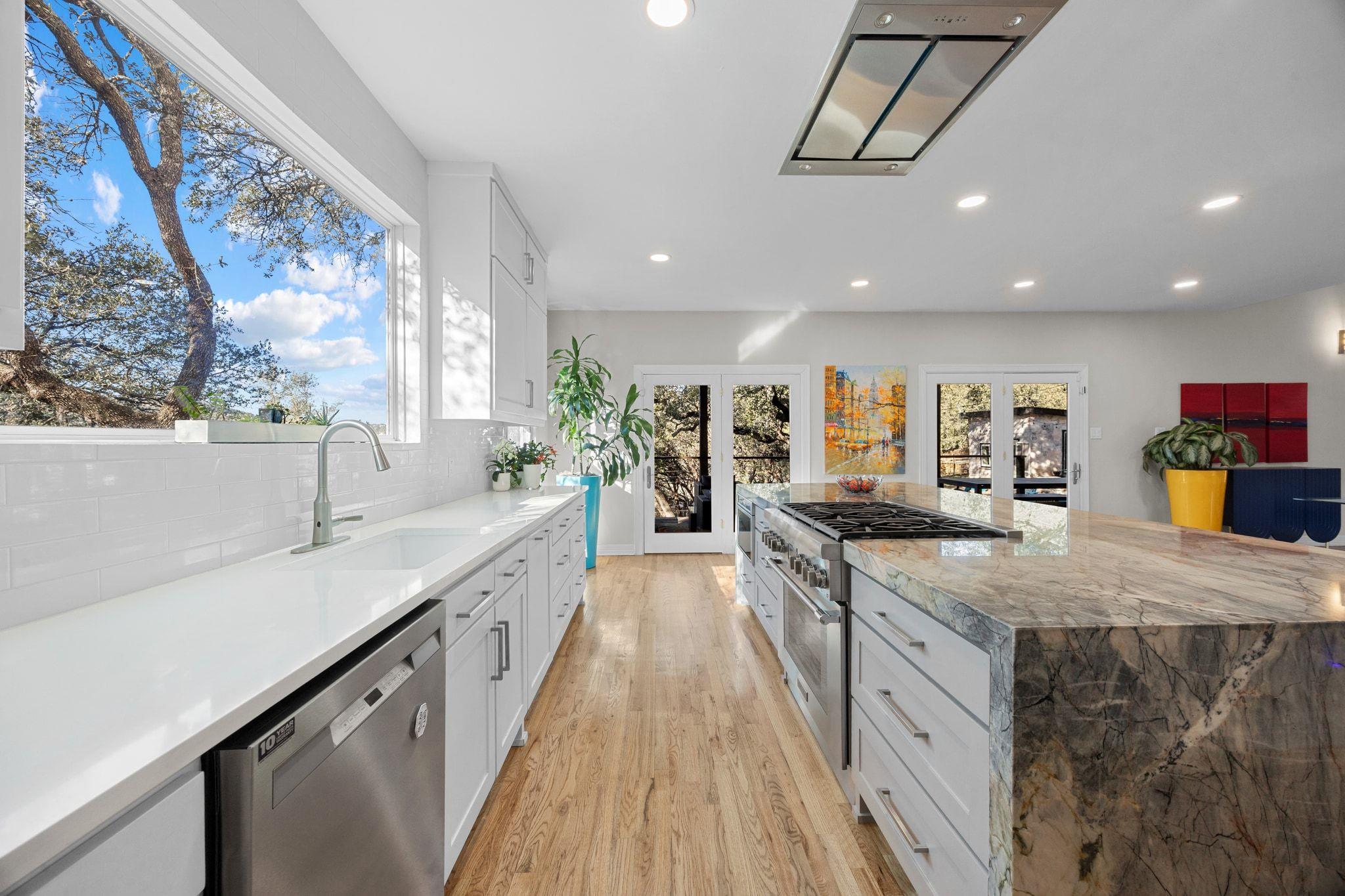 5600 Blueridge Ct, Austin, TX 78731