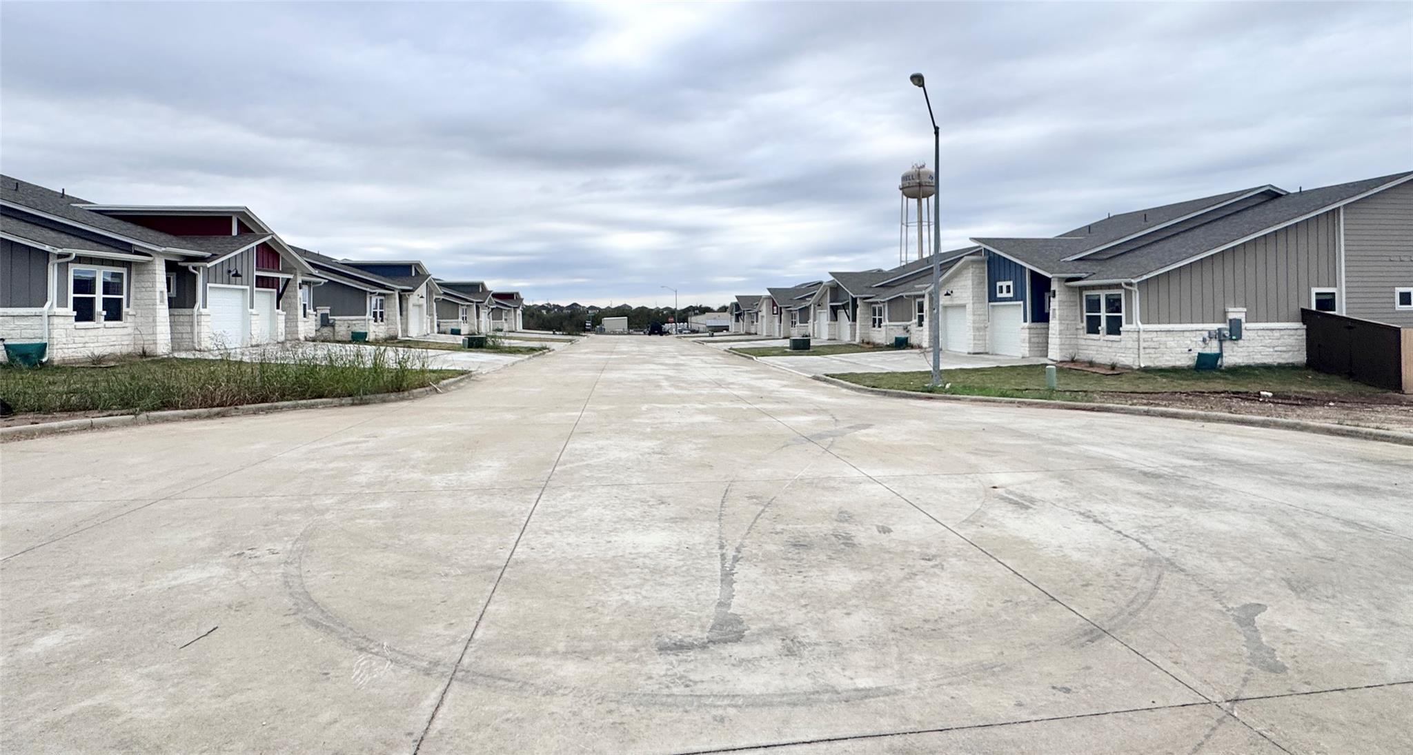 105 Zayd Ct # A, Jarrell, TX 76537