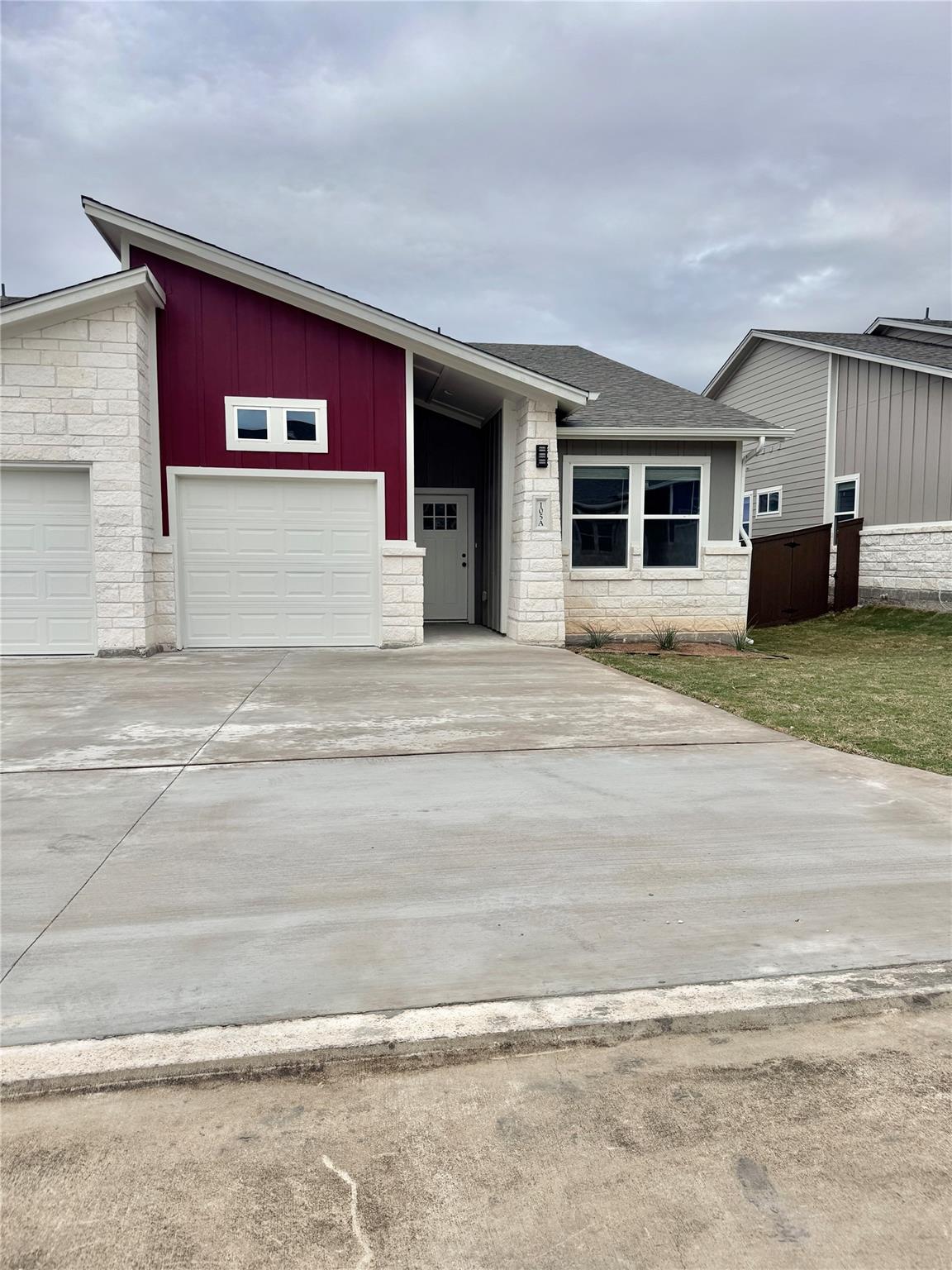 105 Zayd Ct # A, Jarrell, TX 76537