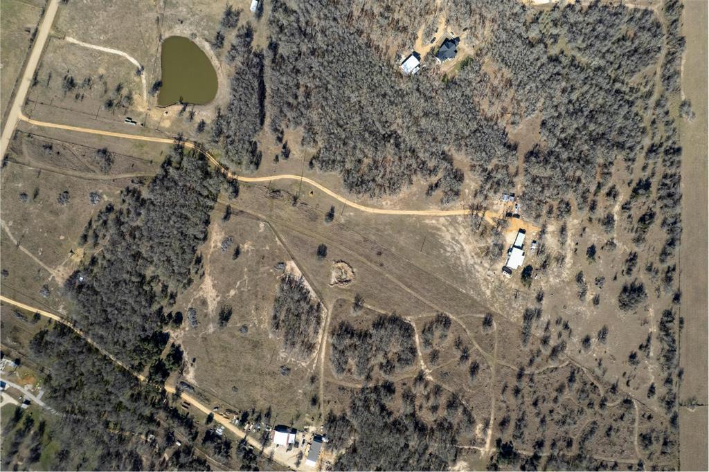 1105 County Road 422, Bartlett, TX 76511