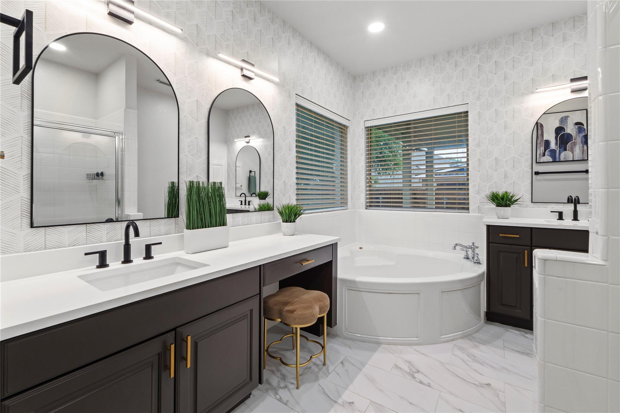 2915 Stonecreek Dr, Round Rock, TX 78681