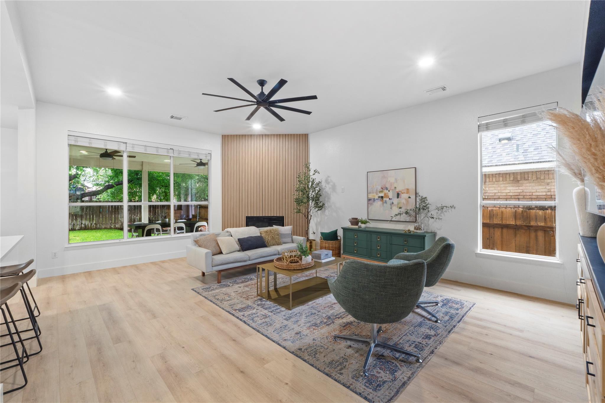 2915 Stonecreek Dr, Round Rock, TX 78681