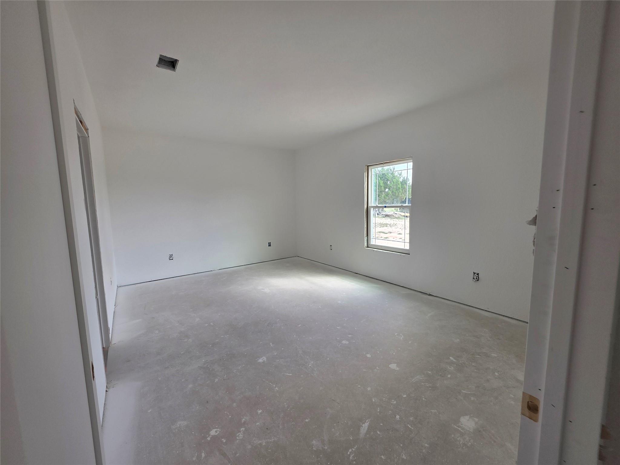 11796 Montana Springs Dr, Marble Falls, TX 78654