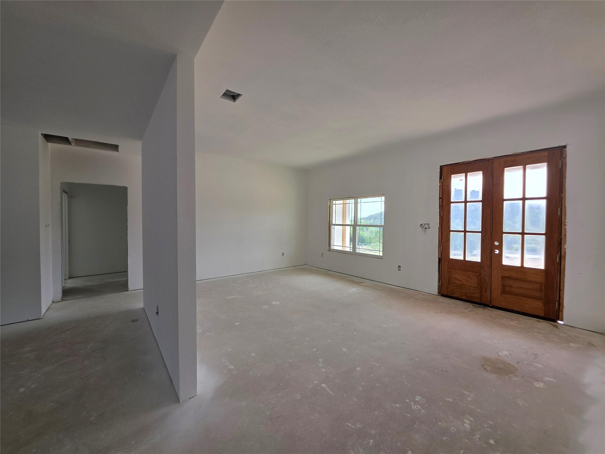 11796 Montana Springs Dr, Marble Falls, TX 78654