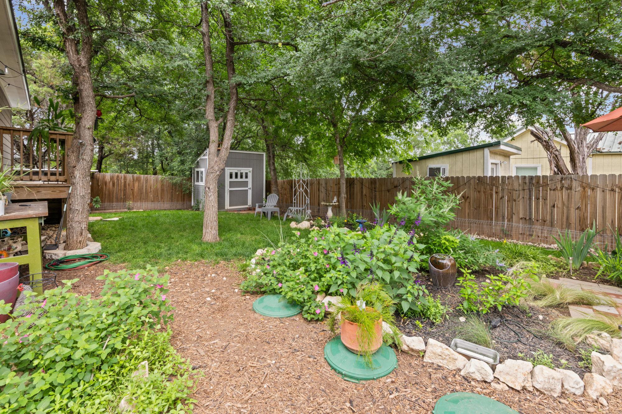 11405 Leander St, Jonestown, TX 78645