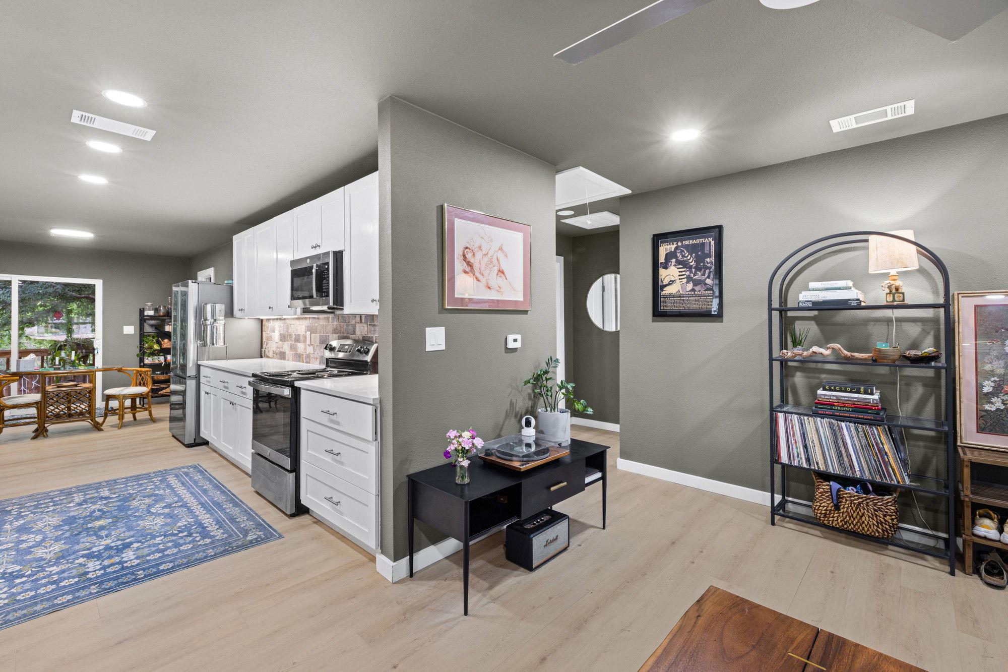 11405 Leander St, Jonestown, TX 78645