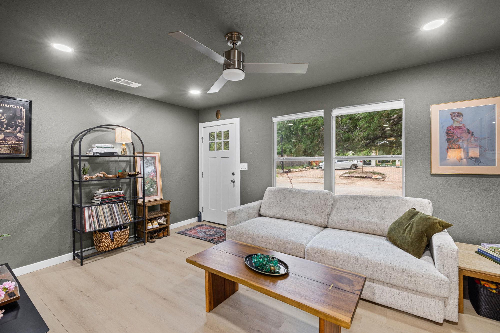11405 Leander St, Jonestown, TX 78645