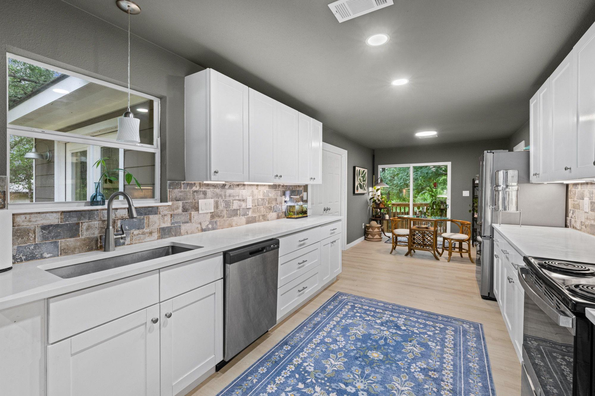 11405 Leander St, Jonestown, TX 78645
