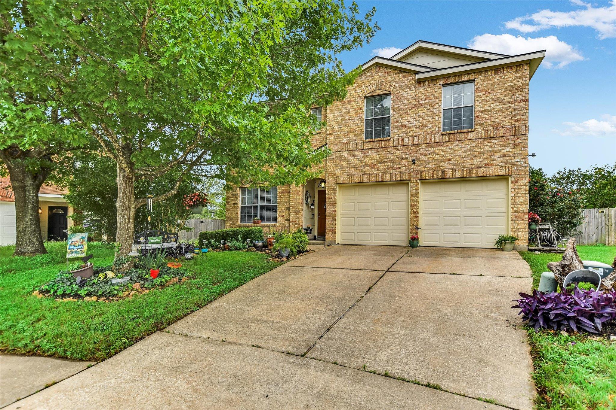 913 POLISHED STONE Cv, Pflugerville, TX 78660