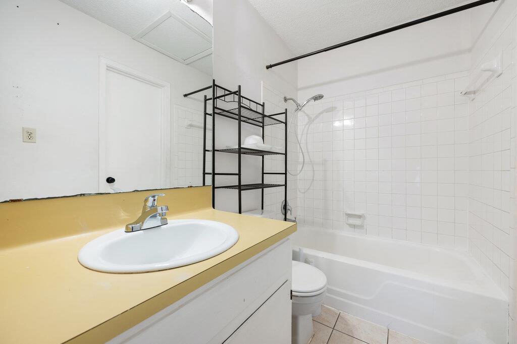 902 Glazier Cir, Austin, TX 78753