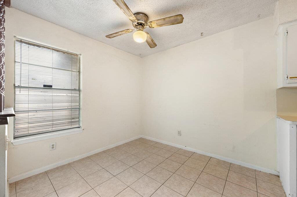 902 Glazier Cir, Austin, TX 78753