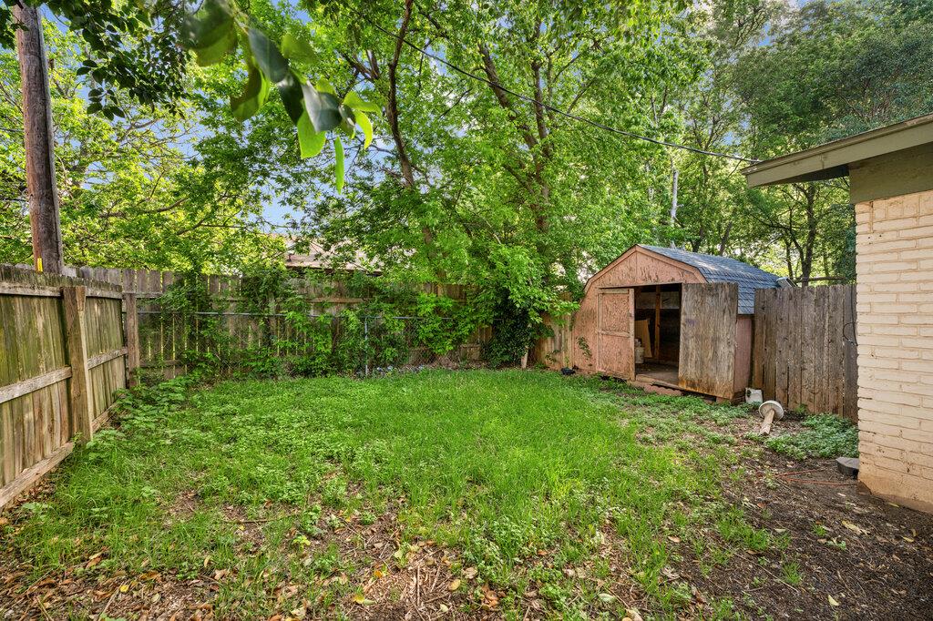 902 Glazier Cir, Austin, TX 78753