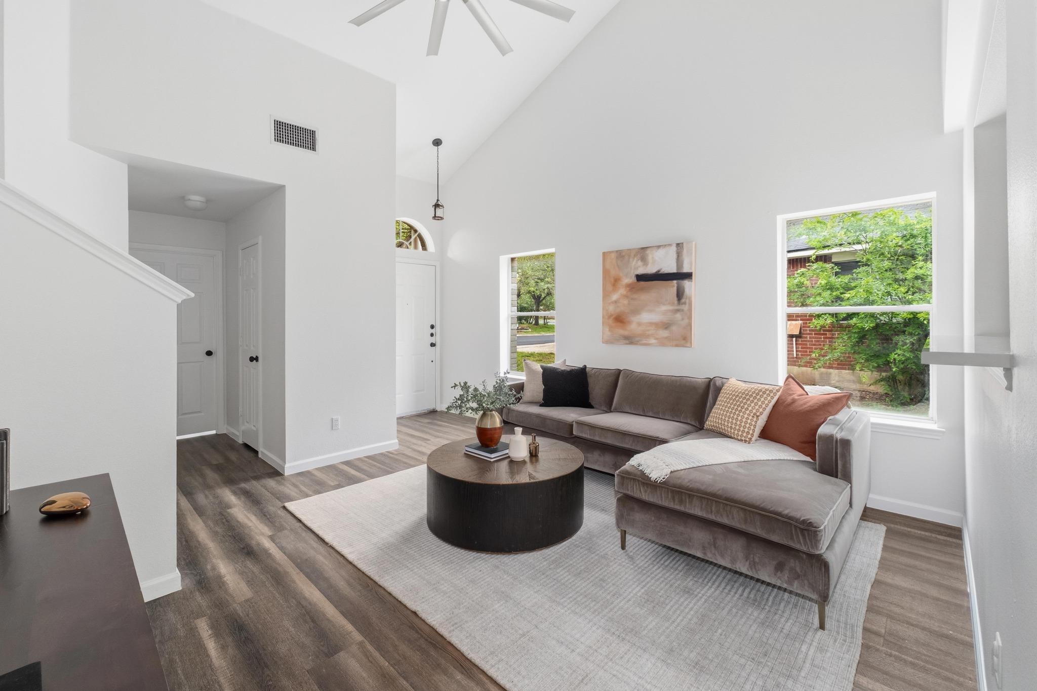 11207 Canterbury Tales Ln, Austin, TX 78748