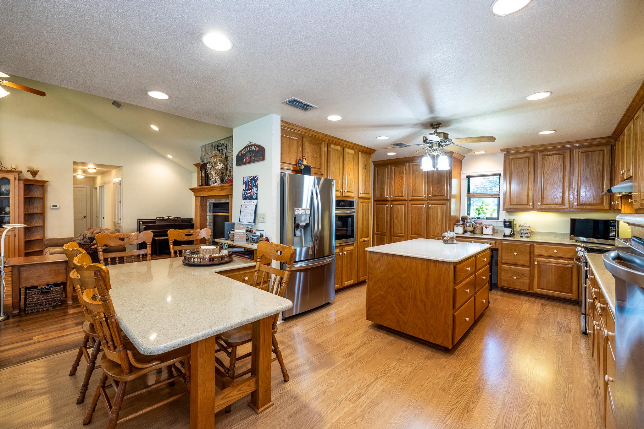 6589 State Highway 304, Harwood, TX 78632