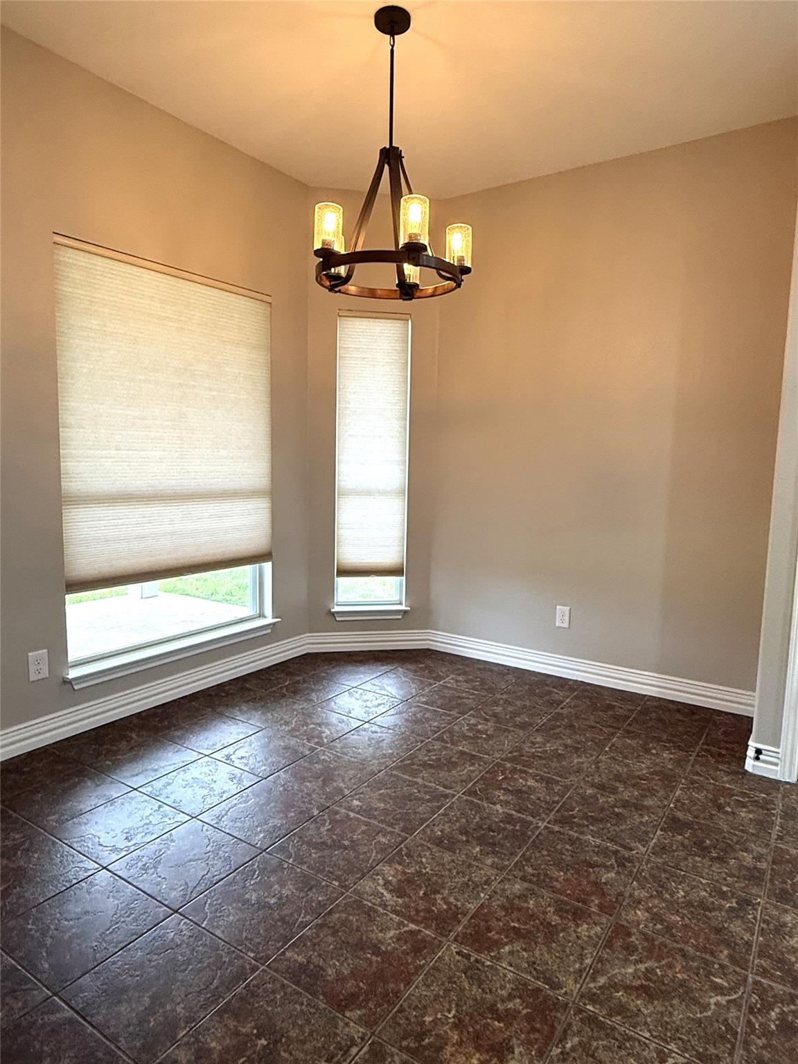 7396 CR 424, Thrall, TX 76578