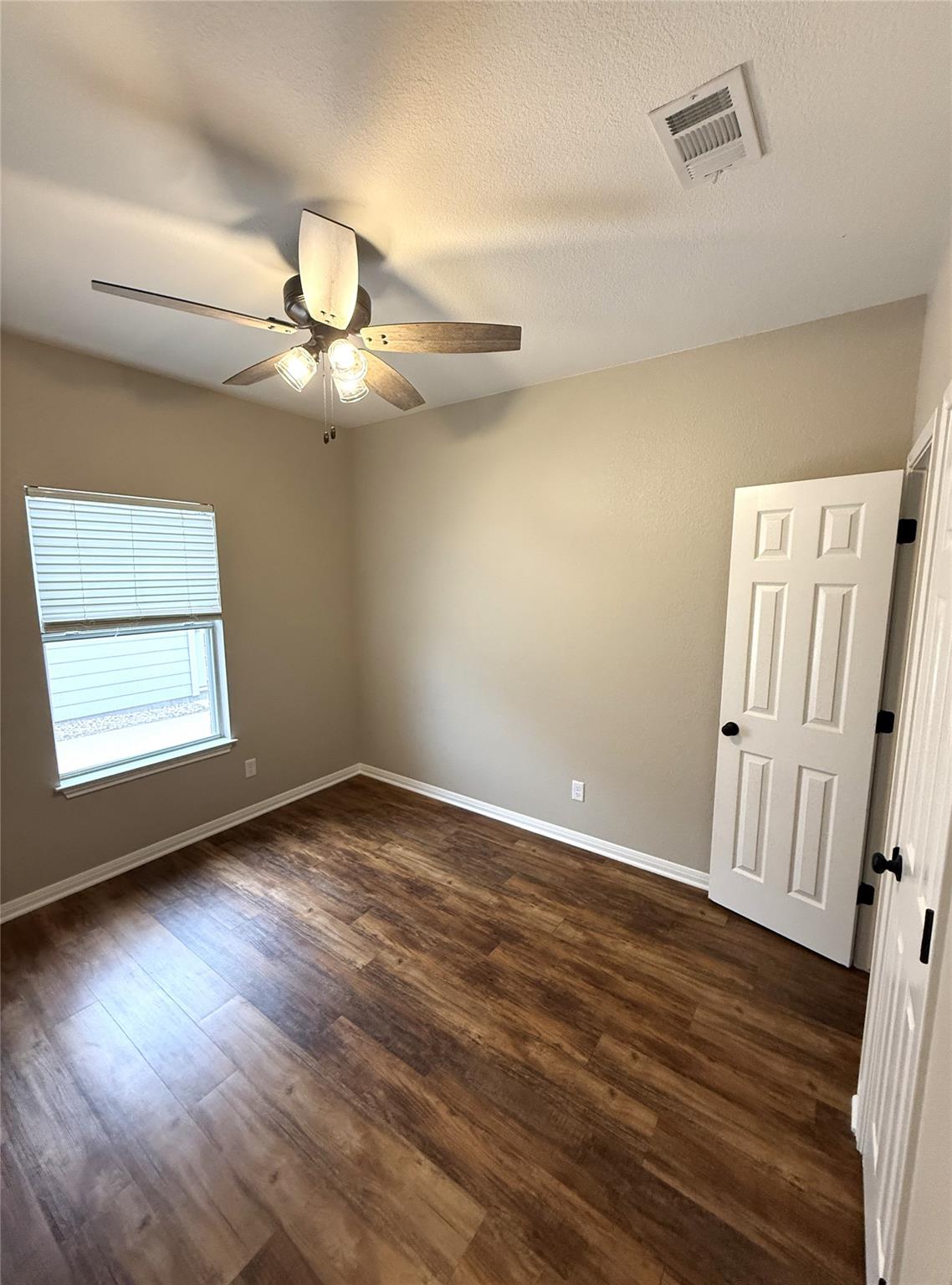 7396 CR 424, Thrall, TX 76578