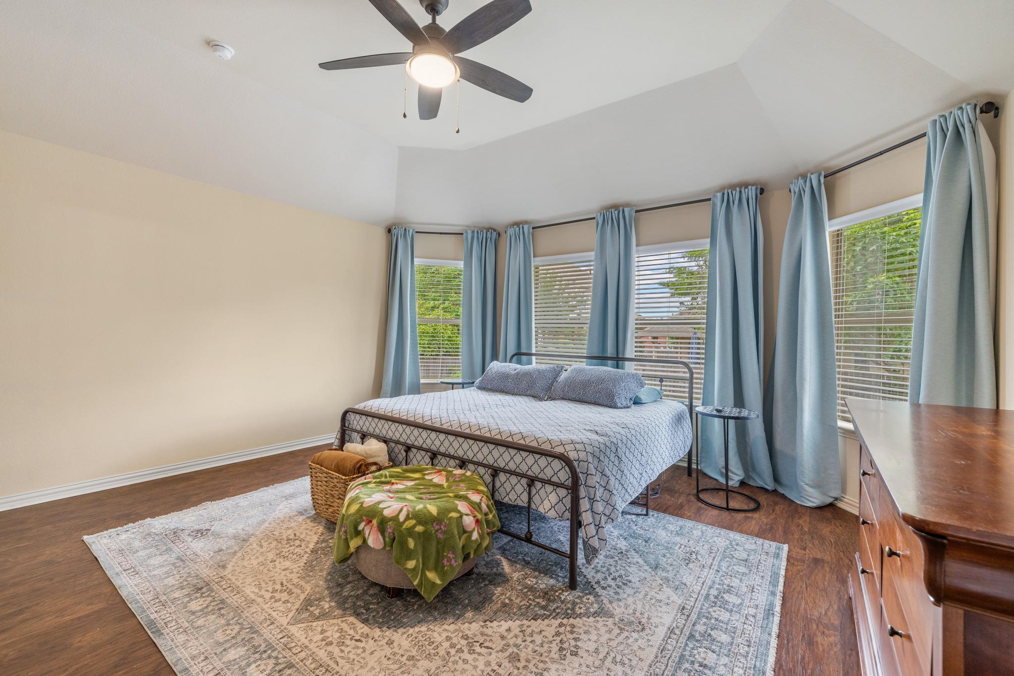 921 Tabernash Dr, Leander, TX 78641