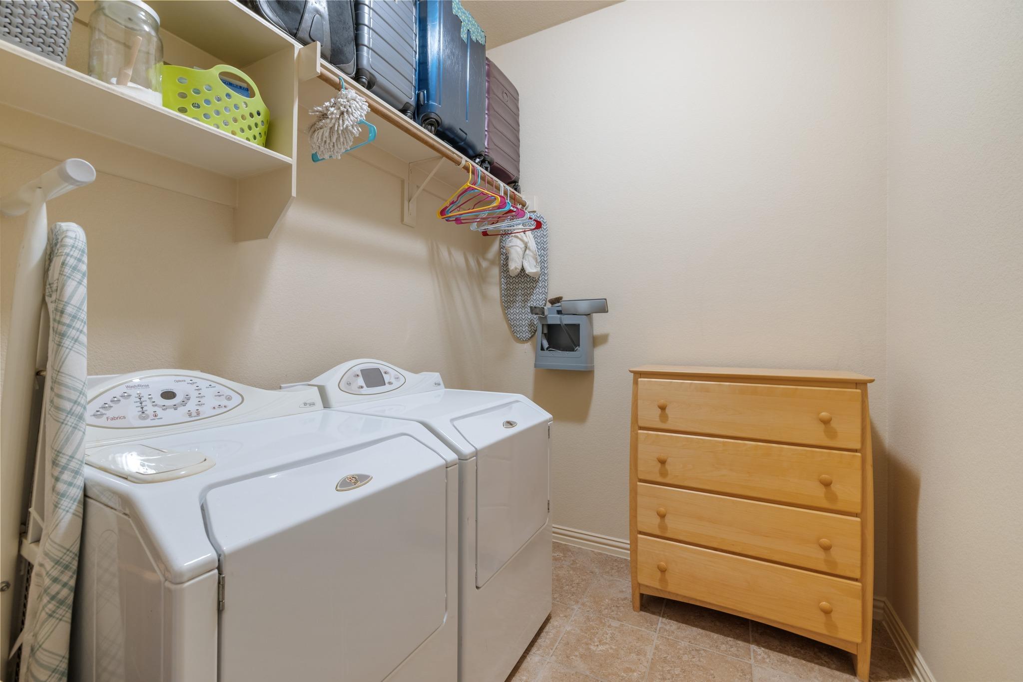 921 Tabernash Dr, Leander, TX 78641