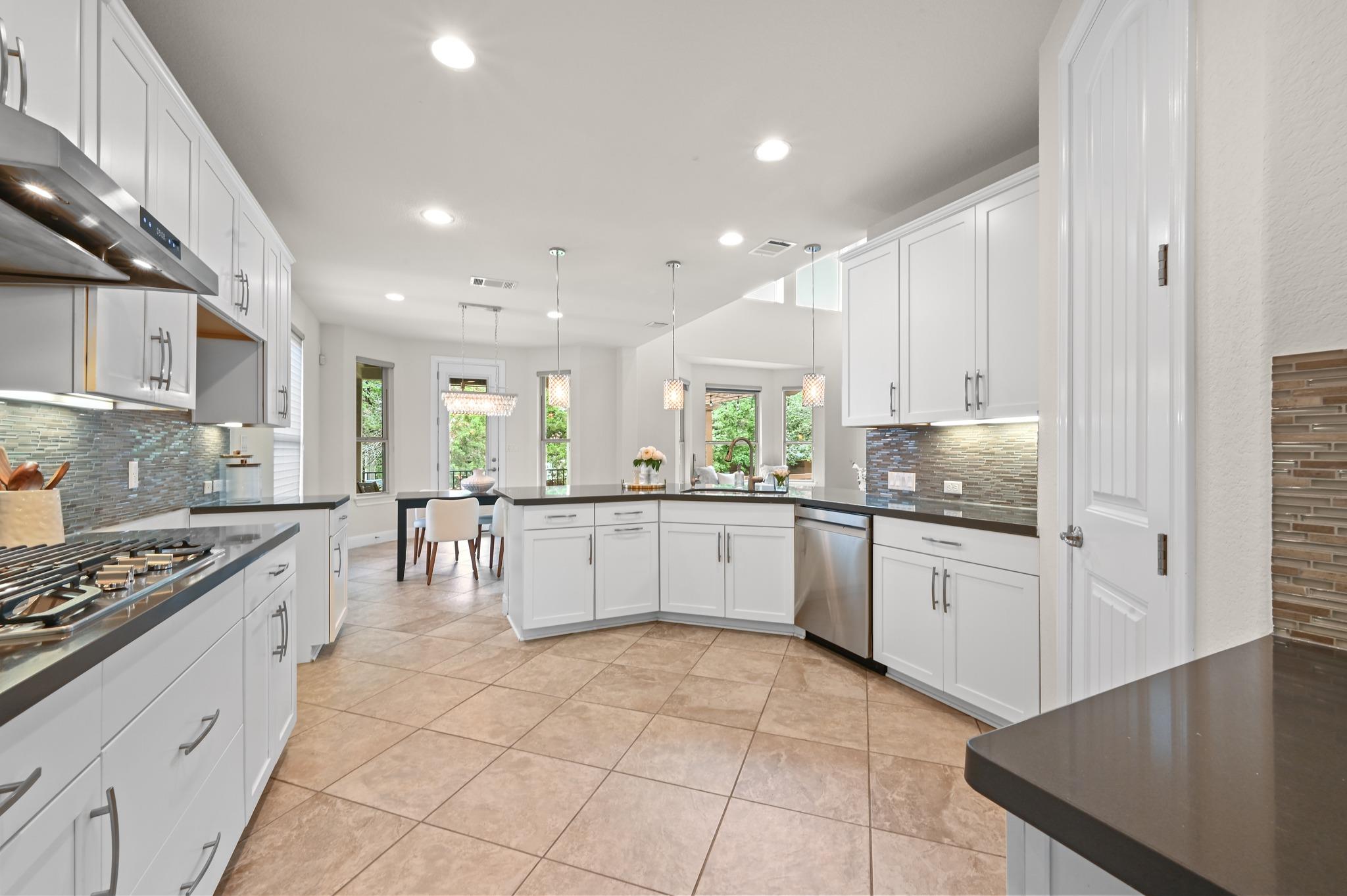 5404 Castana Bnd, Bee Cave, TX 78738