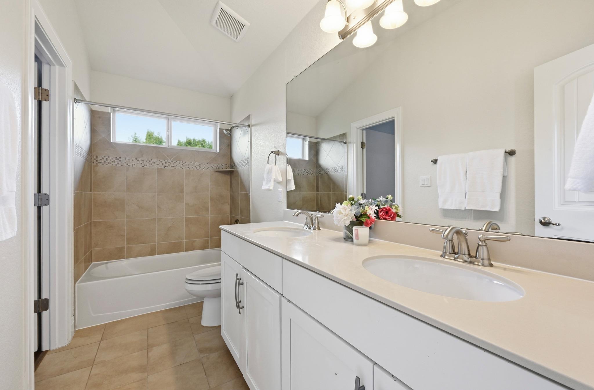 5404 Castana Bnd, Bee Cave, TX 78738