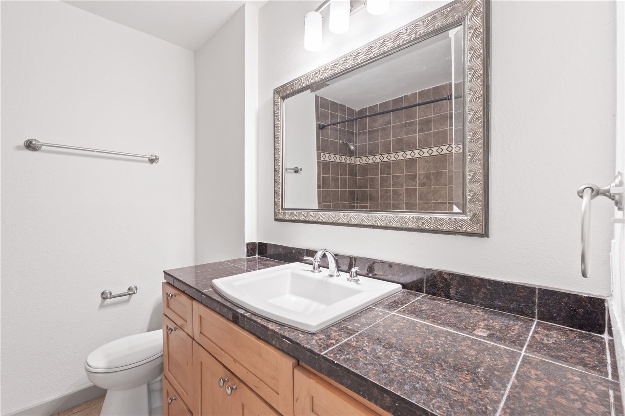 1301 W Ben White Blvd # 108, Austin, TX 78704