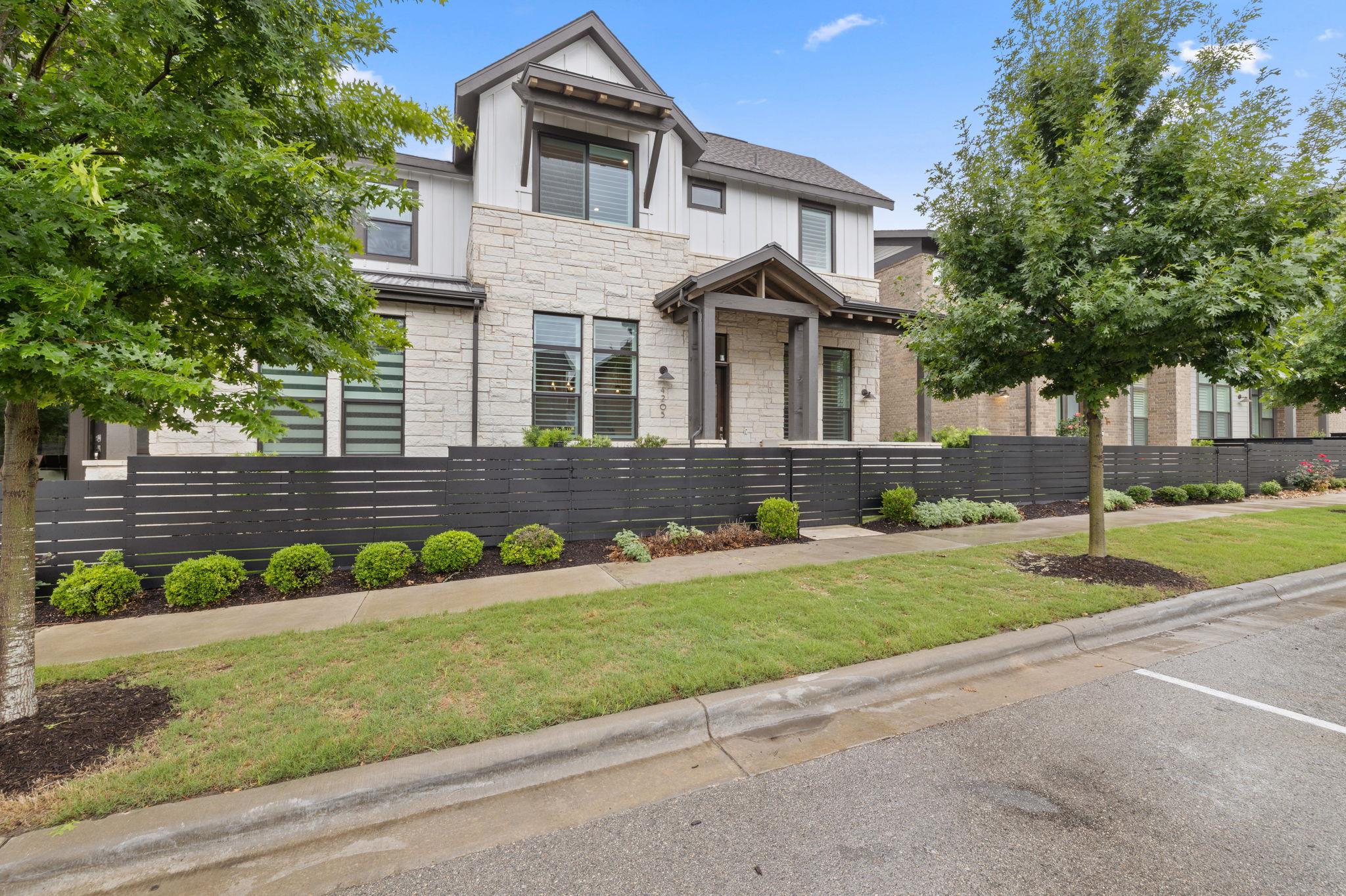 4205 Elevator Dr, Austin, TX 78731