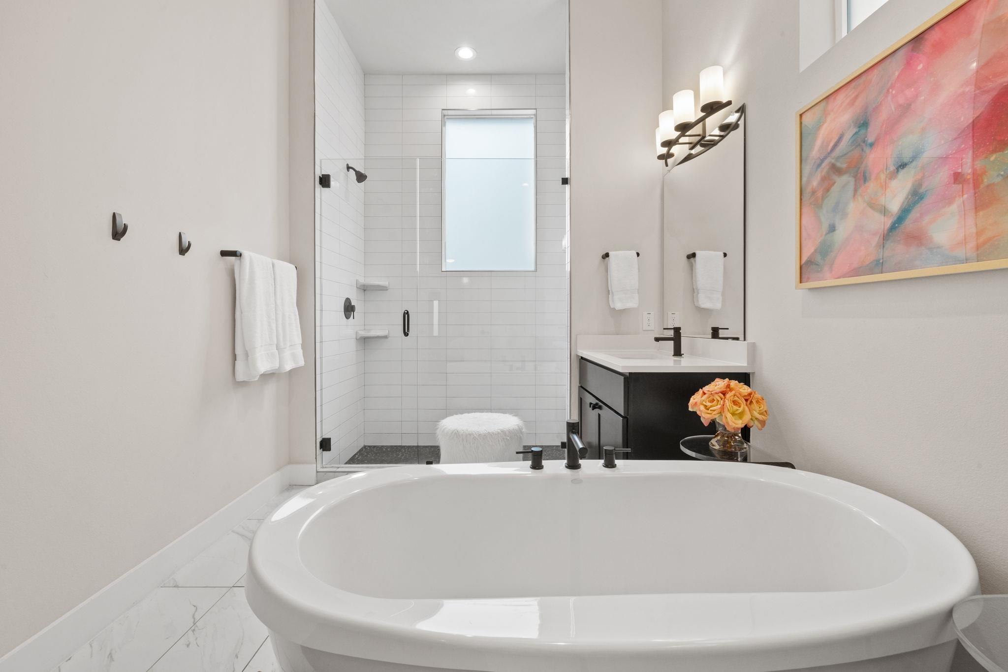 4205 Elevator Dr, Austin, TX 78731