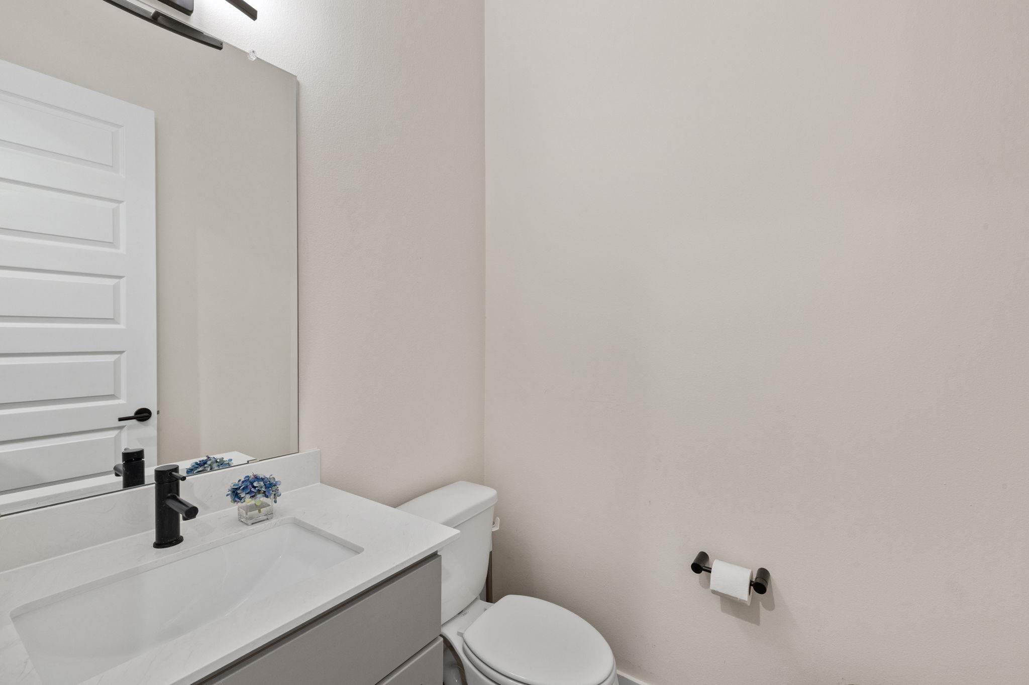 4205 Elevator Dr, Austin, TX 78731