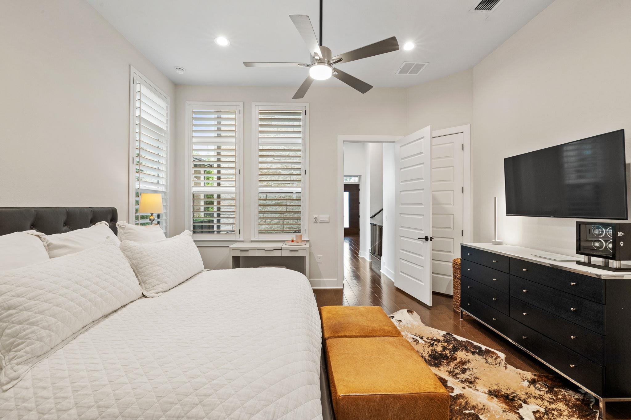 4205 Elevator Dr, Austin, TX 78731