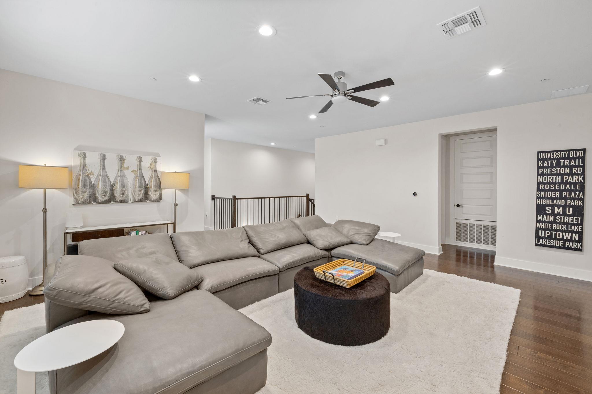 4205 Elevator Dr, Austin, TX 78731