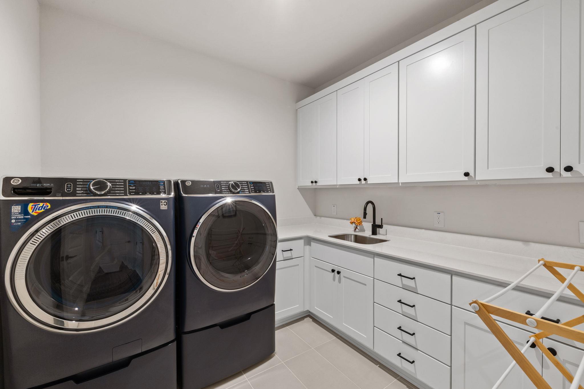 4205 Elevator Dr, Austin, TX 78731