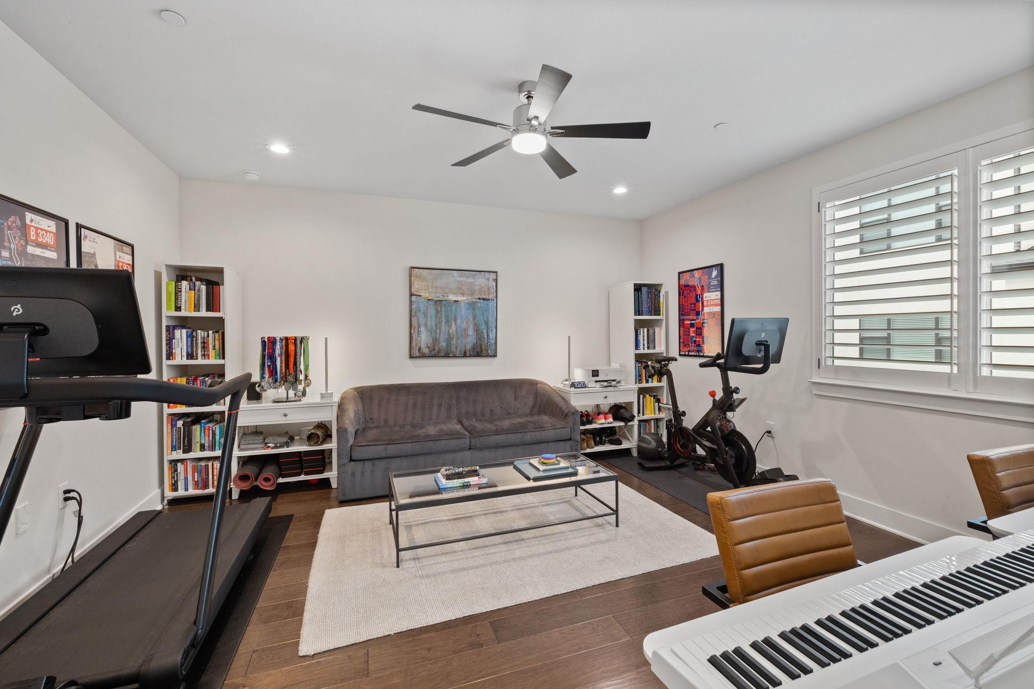 4205 Elevator Dr, Austin, TX 78731