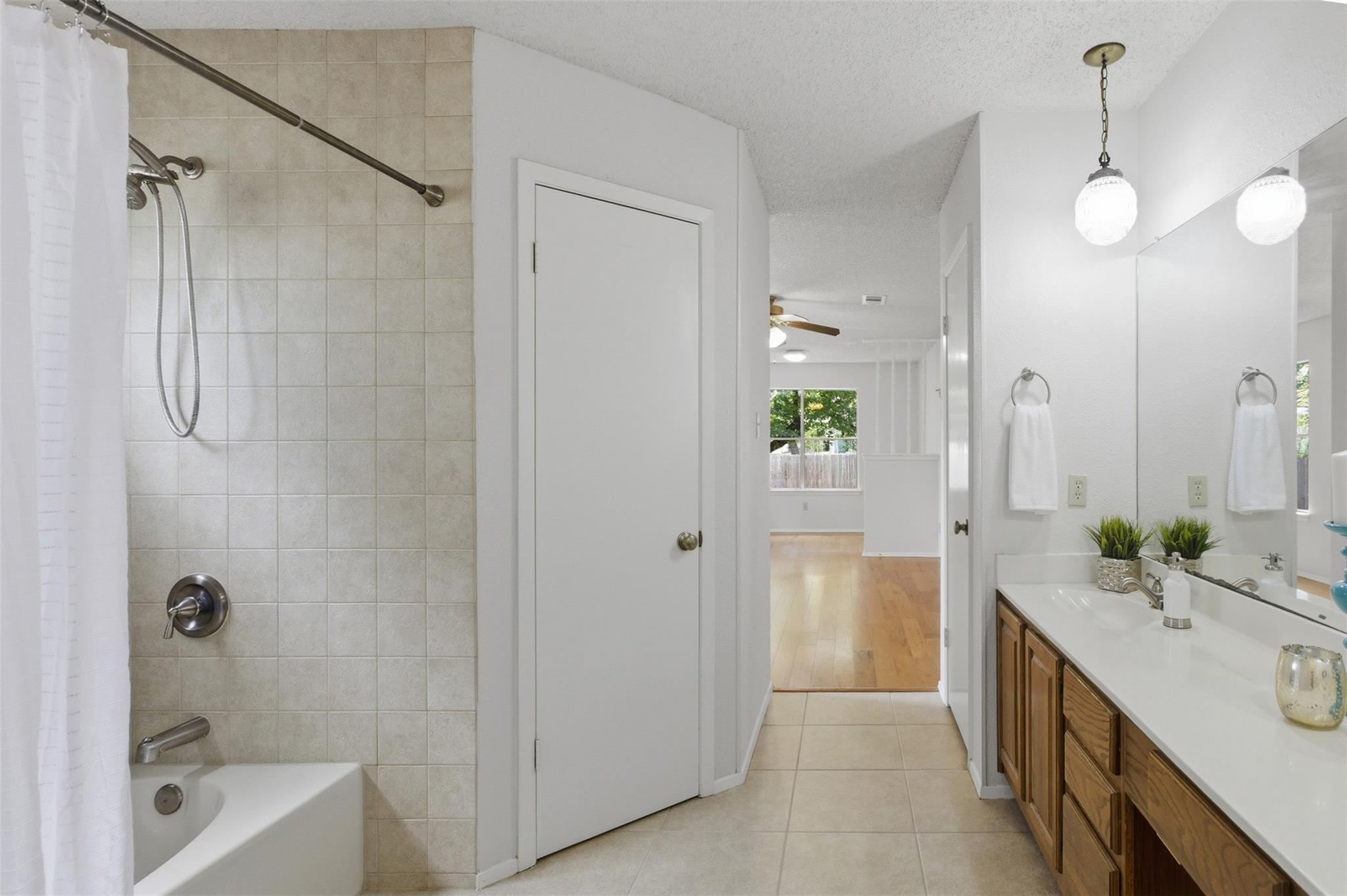 5305 Wolf Run, Austin, TX 78749