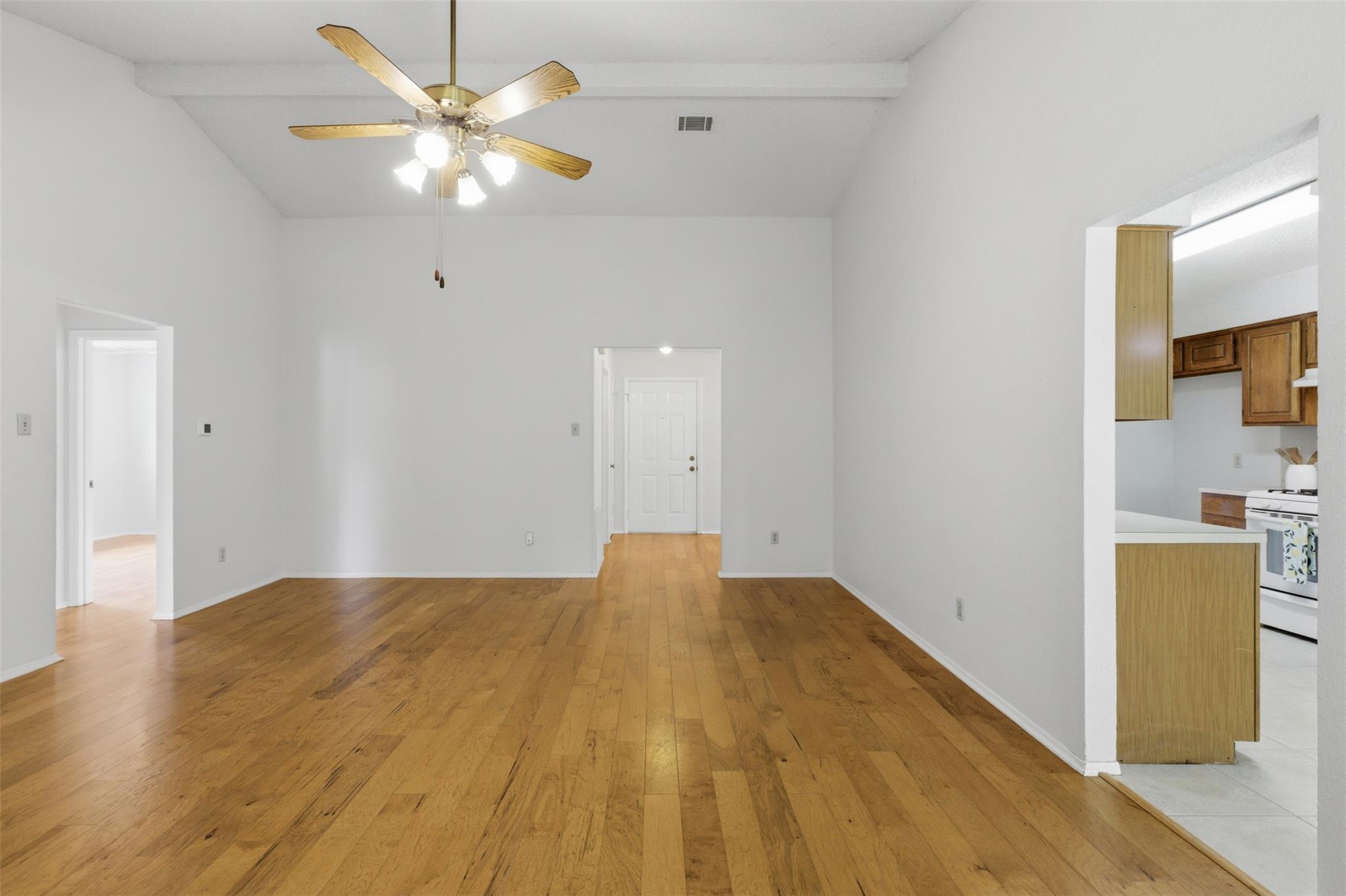 5305 Wolf Run, Austin, TX 78749