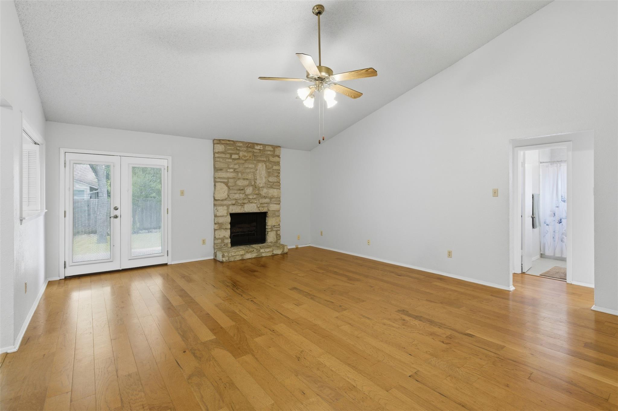 5305 Wolf Run, Austin, TX 78749