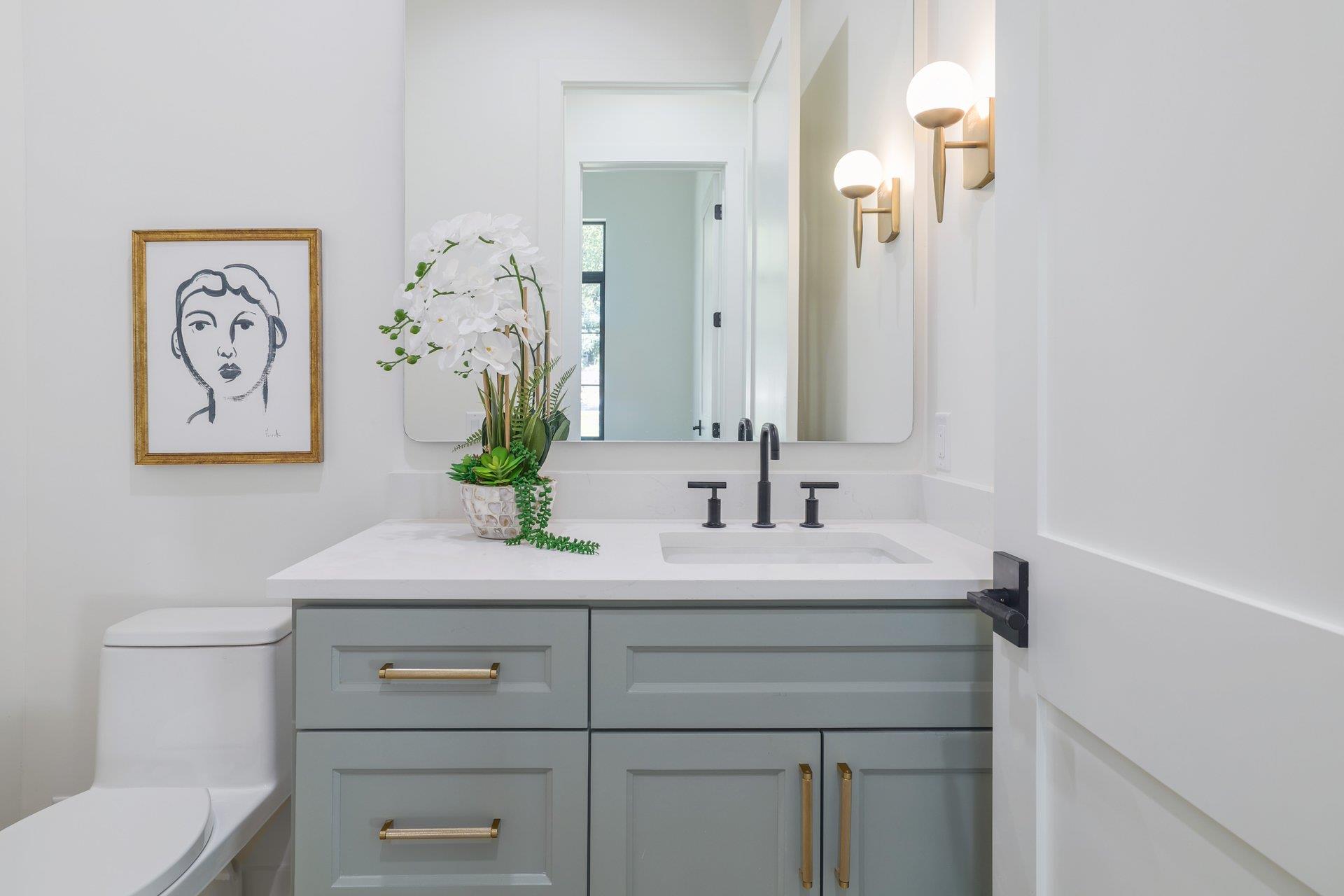 2411 McCall Rd, Austin, TX 78703