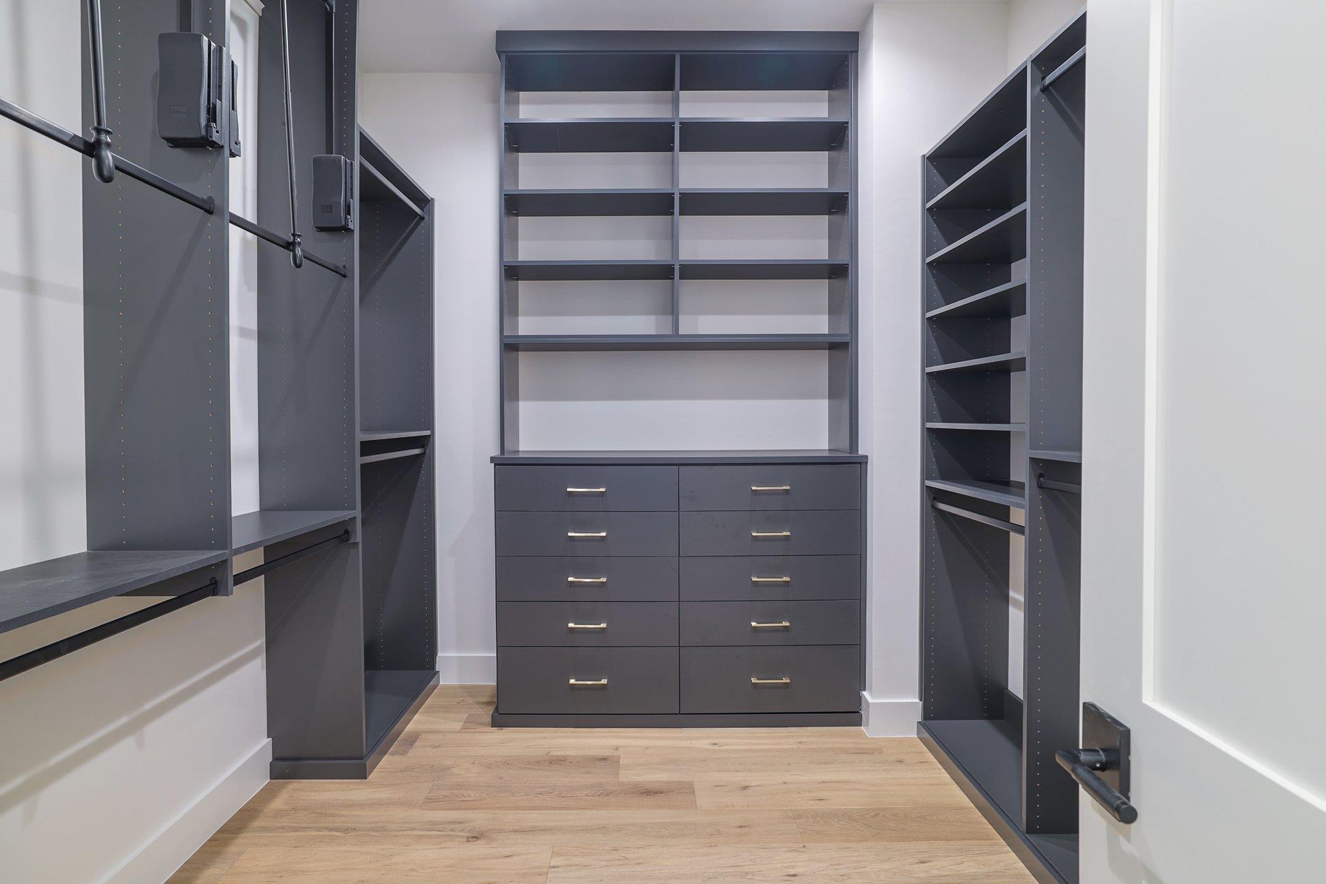 2411 McCall Rd, Austin, TX 78703