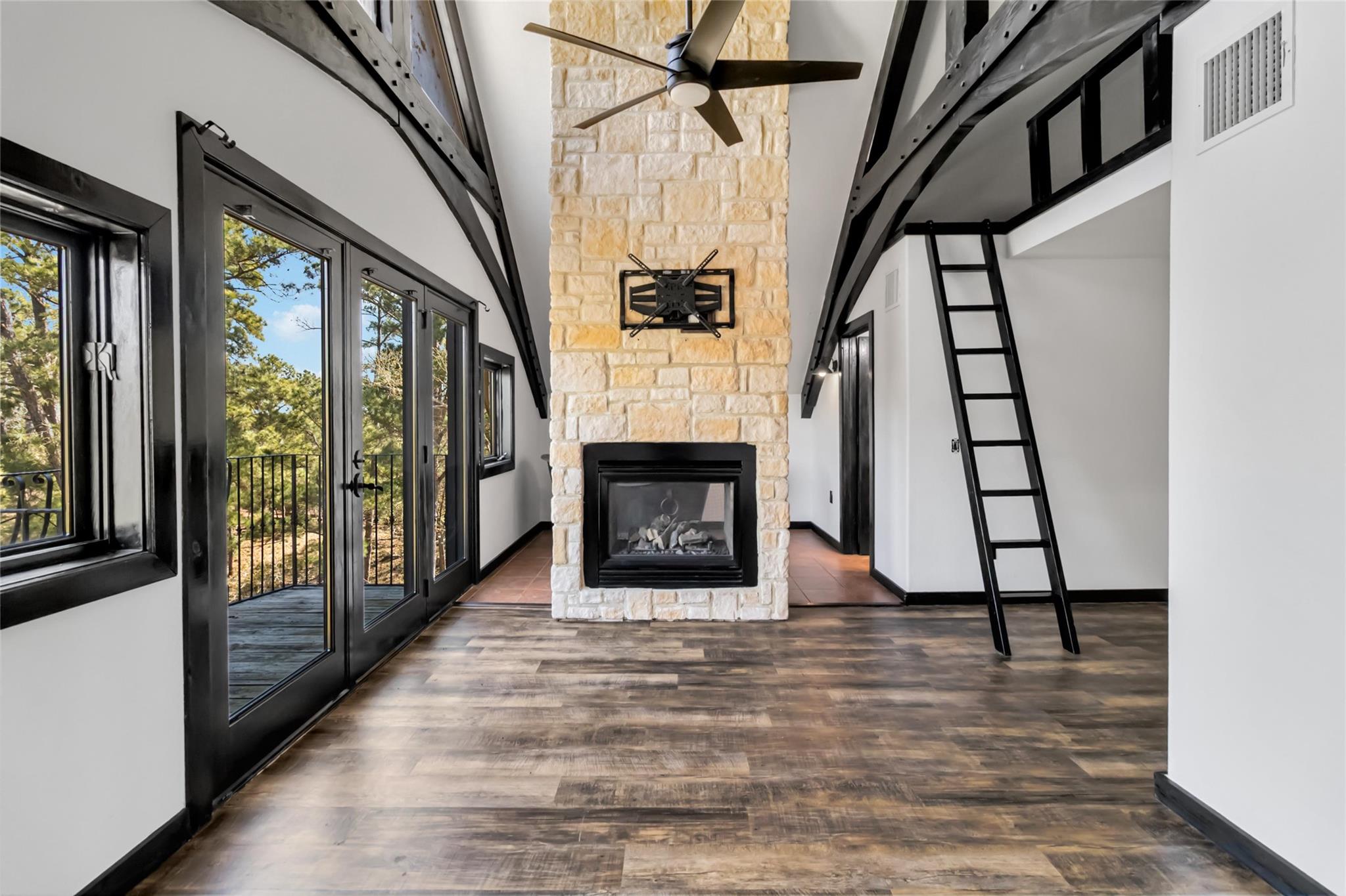 128 Kaupo Dr, Bastrop, TX 78602