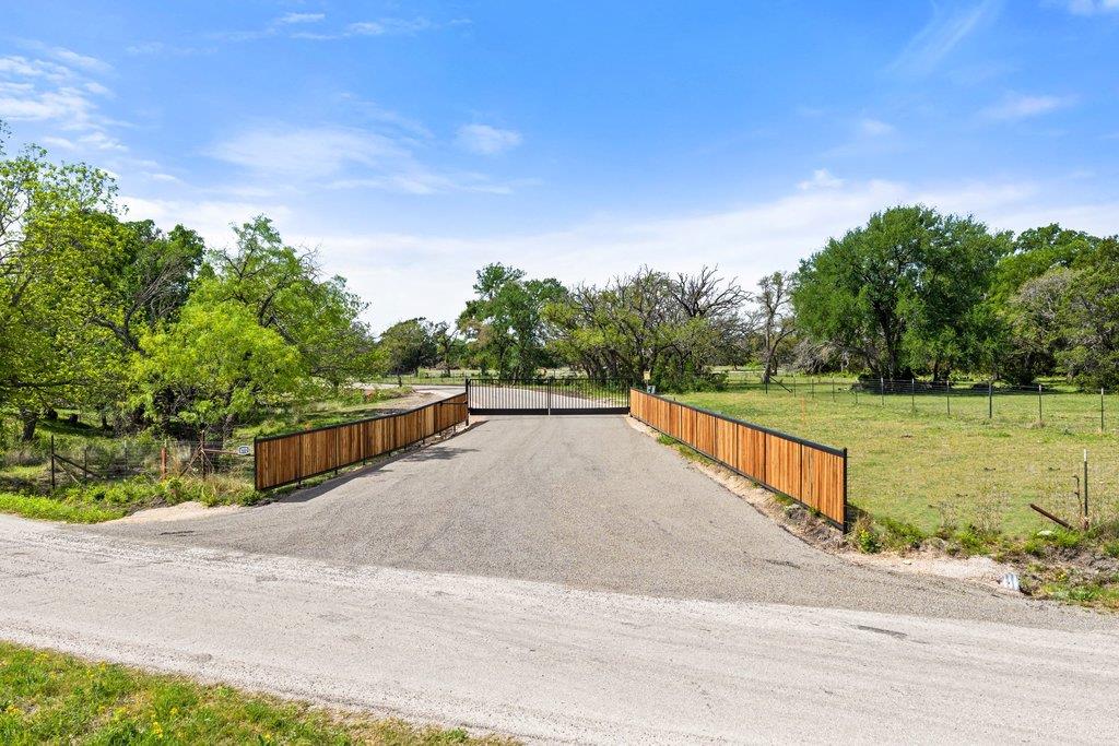 4772-10 County Road 340, Burnet, TX 78611
